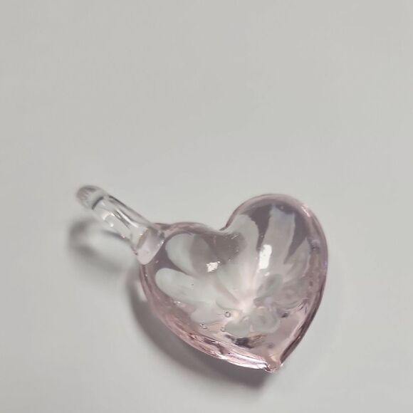 Elegant Pink Heart Pendant - Picture 1 of 1